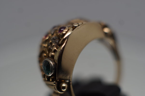 Antiker Damen-/Herrenring 585er 14 Karat Gelbgold mit Rubin, Smaragd, Diamant