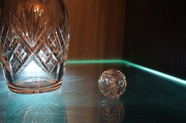 3 Karaffen verschiedener Größen aus Kristallglas