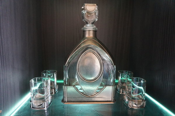 Karaffe mit 4 Gläsern aus Glas mit Zinnmontur