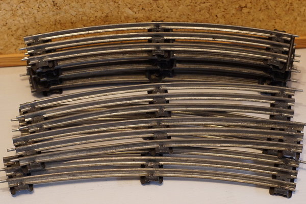 Hornby England gebogene Schiene für 12er Kreis Spur 0 elektrisch (11 Stück)