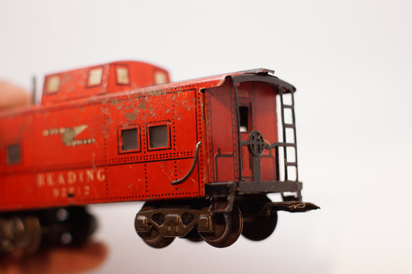 Marx USA Güterwagen 3556 "92812 READING" in rot Spur 0