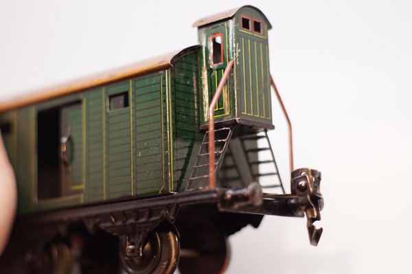 Doll Güterwagen gedeckt 5/564 grün BRH Spur 0