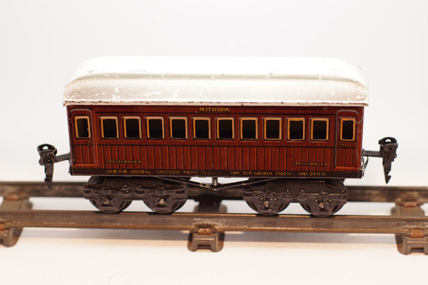 Märklin Personenwagen 1886/0 SP Spur 0 teakbraun, frühe Version mit Rahmenbeschriftung