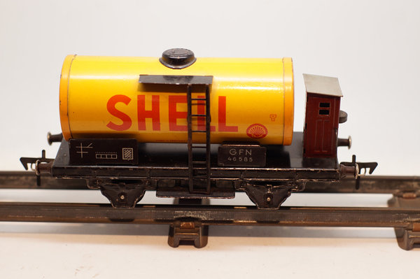 Fleischmann Kesselwagen/Güterwagen Shell mit BRH 485 SH Spur 0